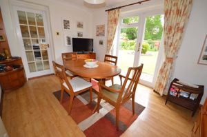 Dining Room- click for photo gallery